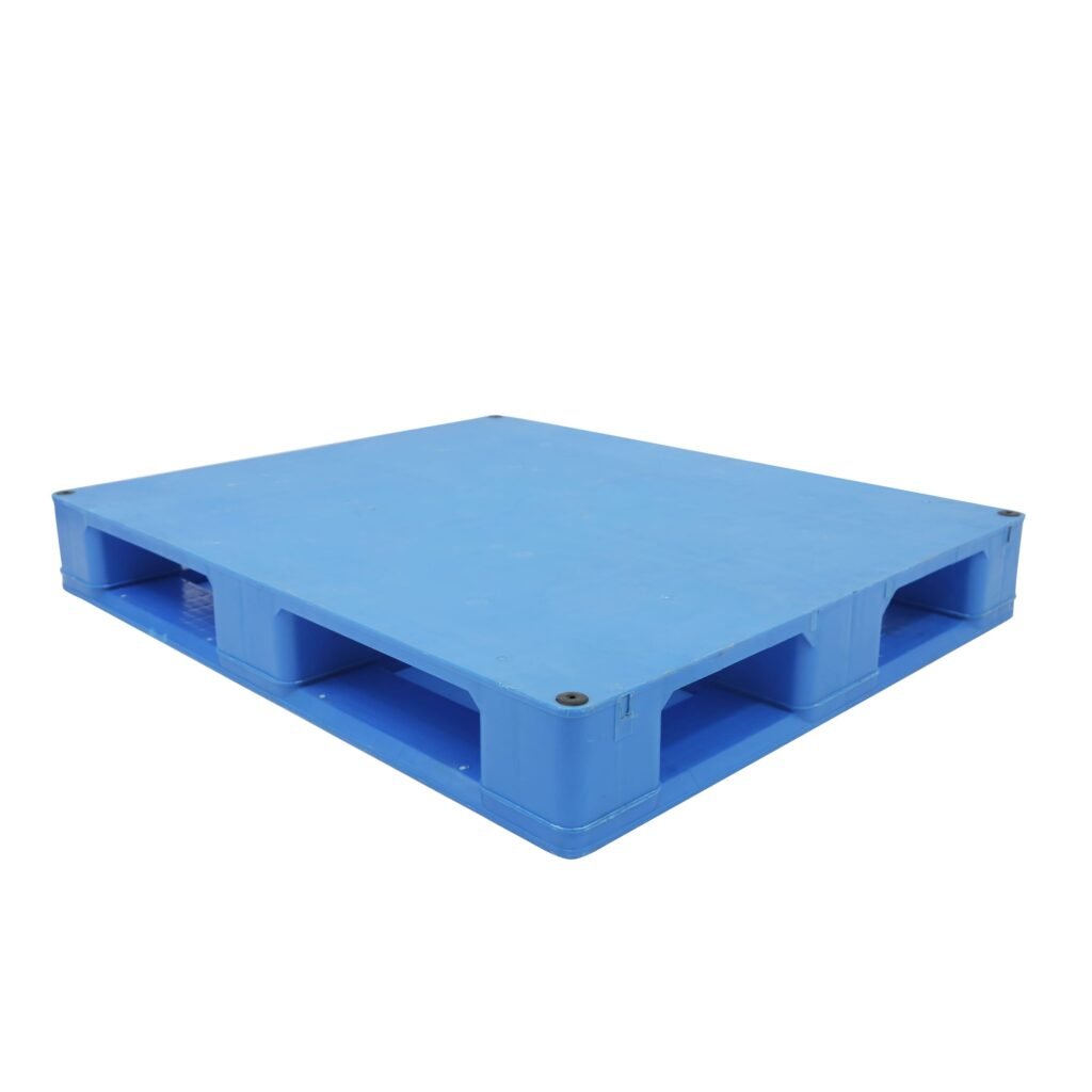 Full perimeter plastic pallet